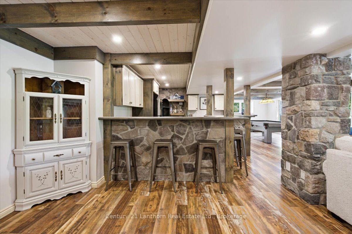 673 Lahey Road photo 34