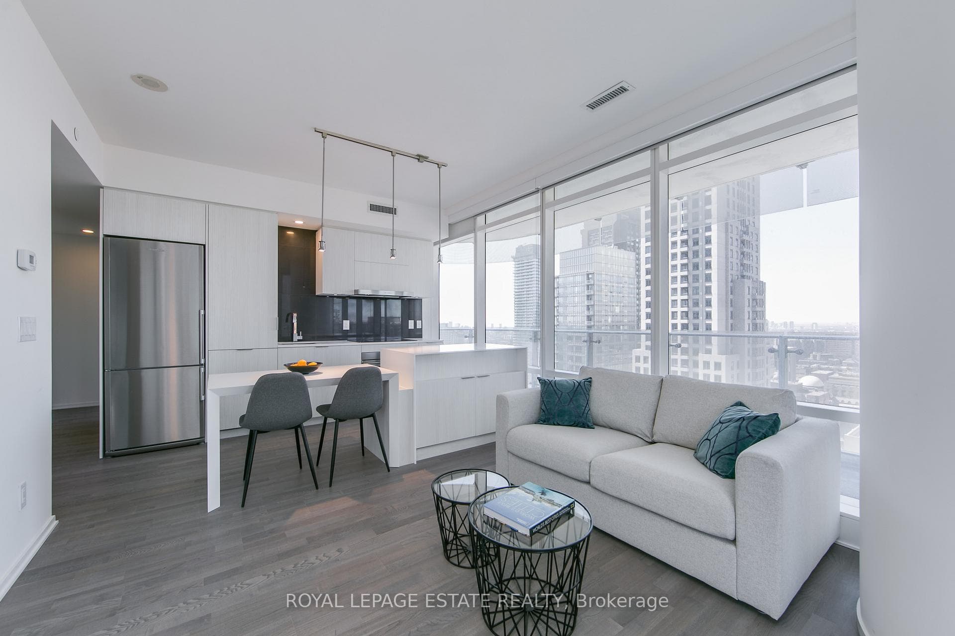 1 Bloor Street Unit 3010 photo 6
