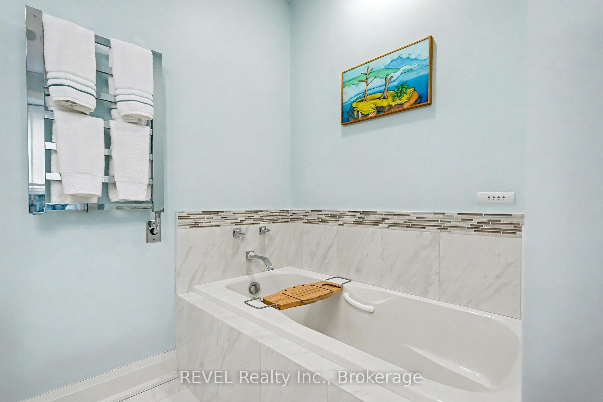 10 Dalhousie Avenue Unit 101 photo 30