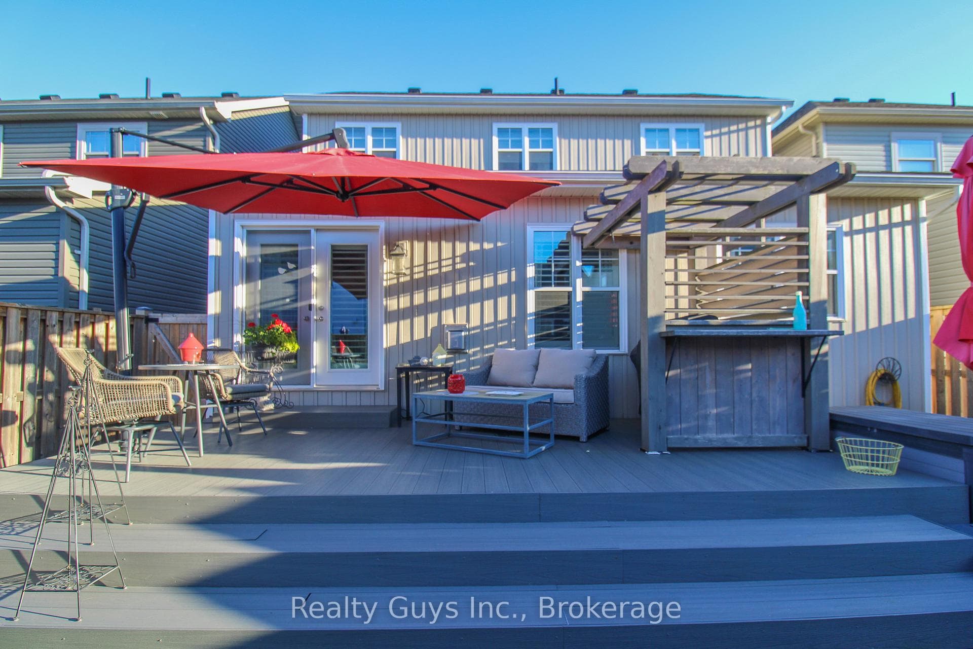 570 Grange Way photo 7