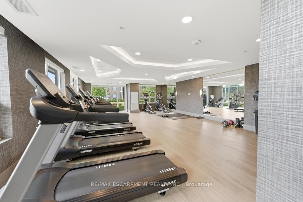 5055 Greenlane Road Unit 340 photo 21