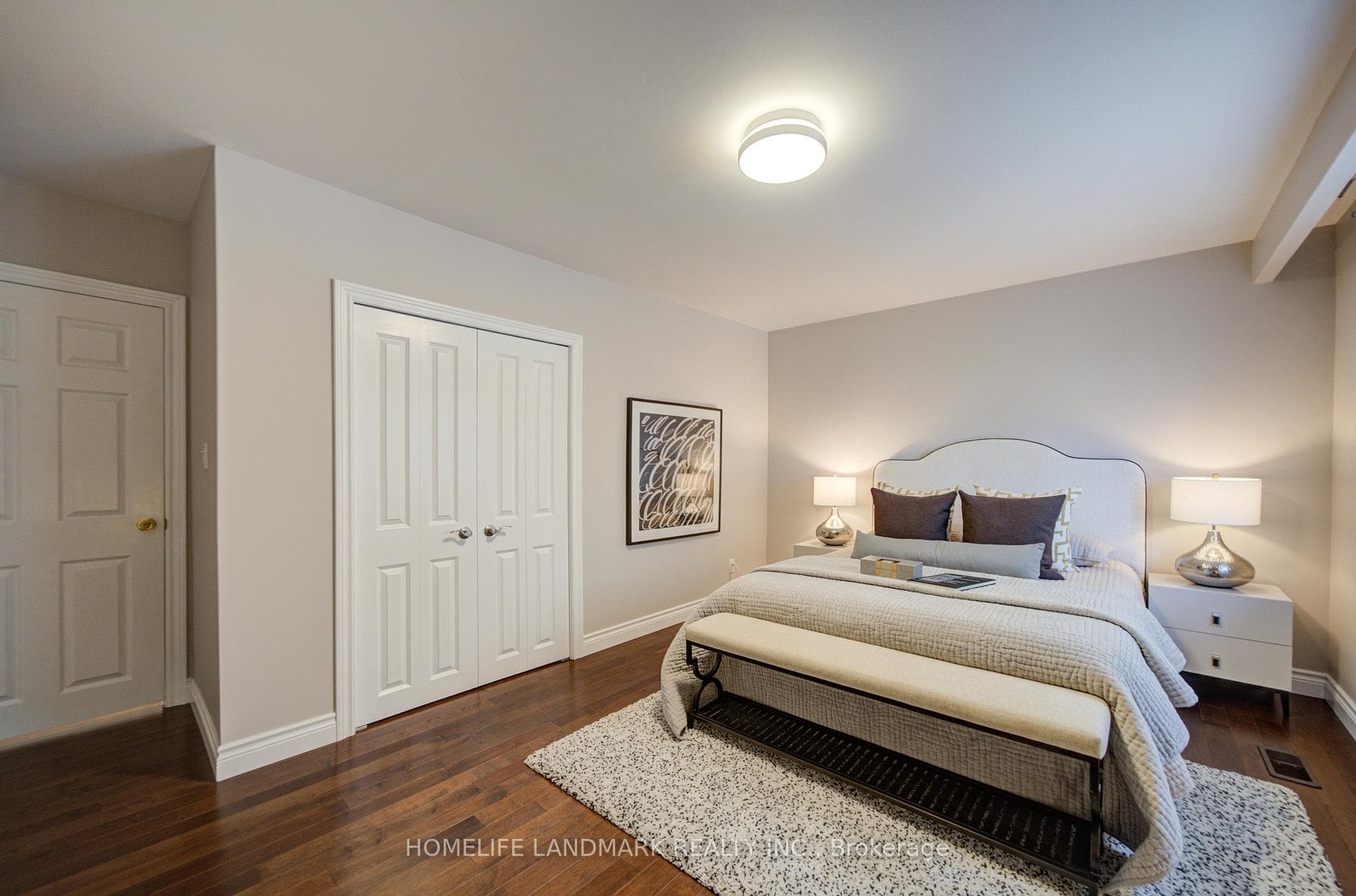 21 Colonnade Road photo 41