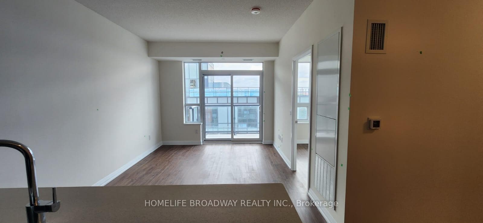 3270 Sheppard Avenue Unit 1228 photo 3