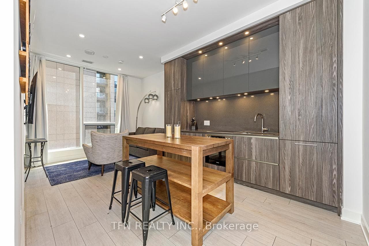 15 Mercer Street Unit 1003 photo 6