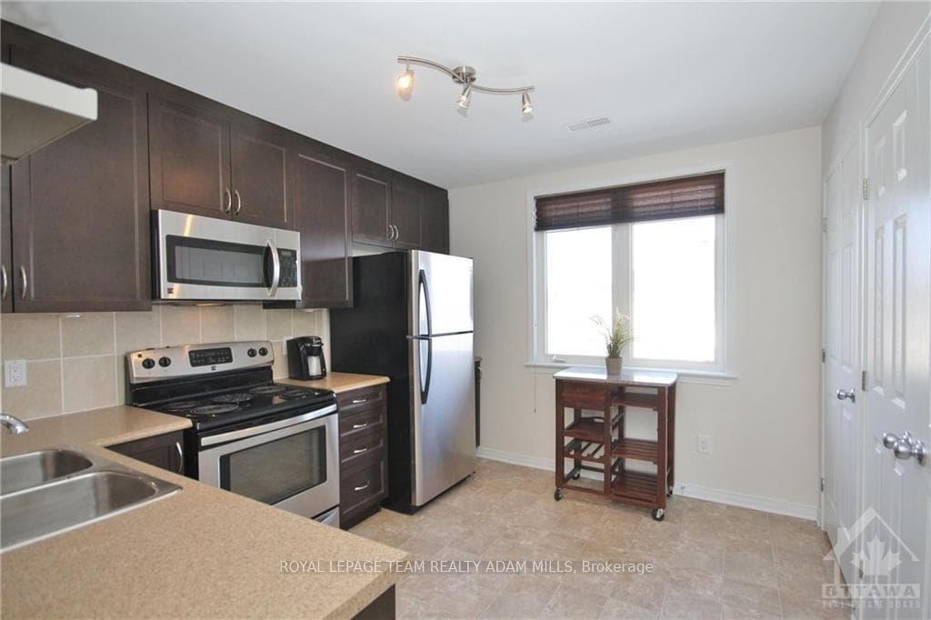266 ESPIN Heights photo 11