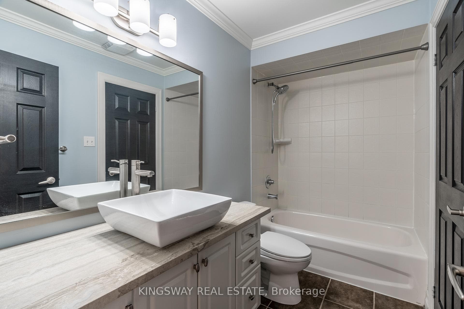3076 Lake Shore Blvd. W. Boulevard Unit 3 photo 22