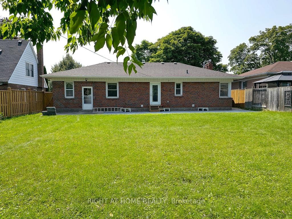 5 Flett Street Unit Upper photo 2