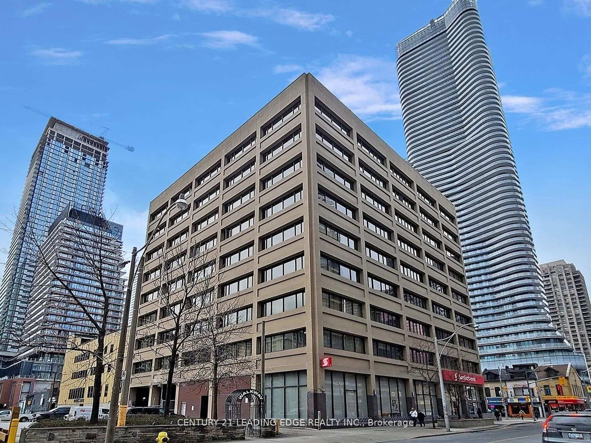 555 YONGE Street Unit 602 photo 1