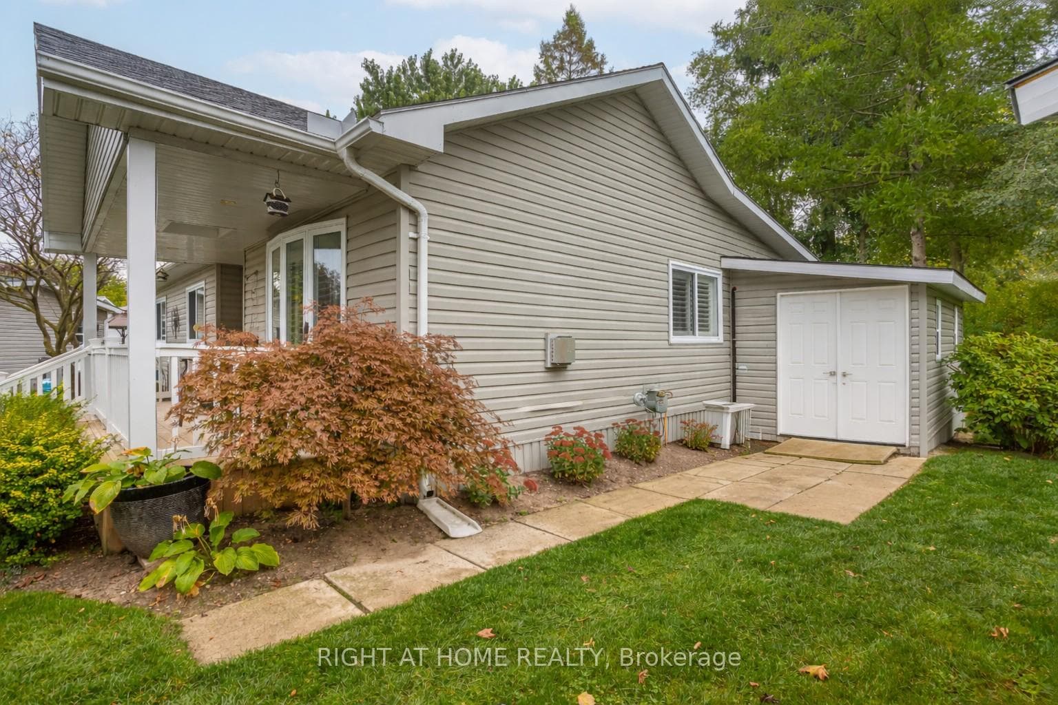 162 Mississauga Place photo 44