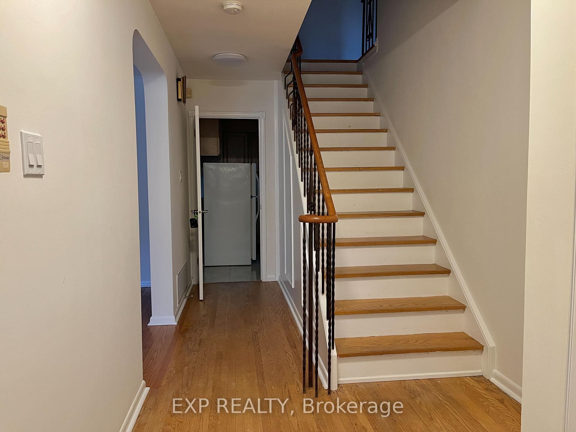 61 Richbourne Court photo 3