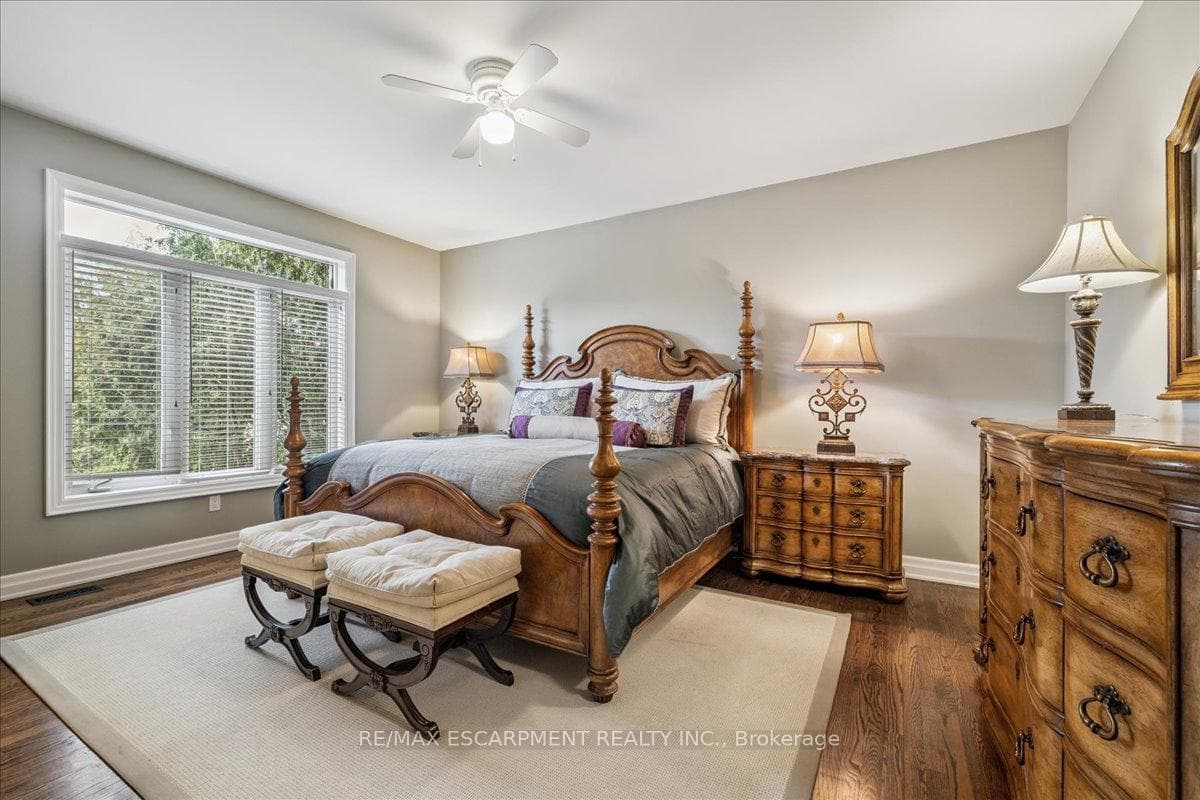 2359 Woodfield Road photo 17