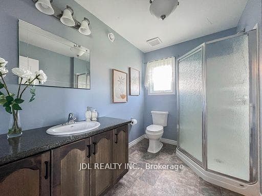22176 LESLIE Street photo 17