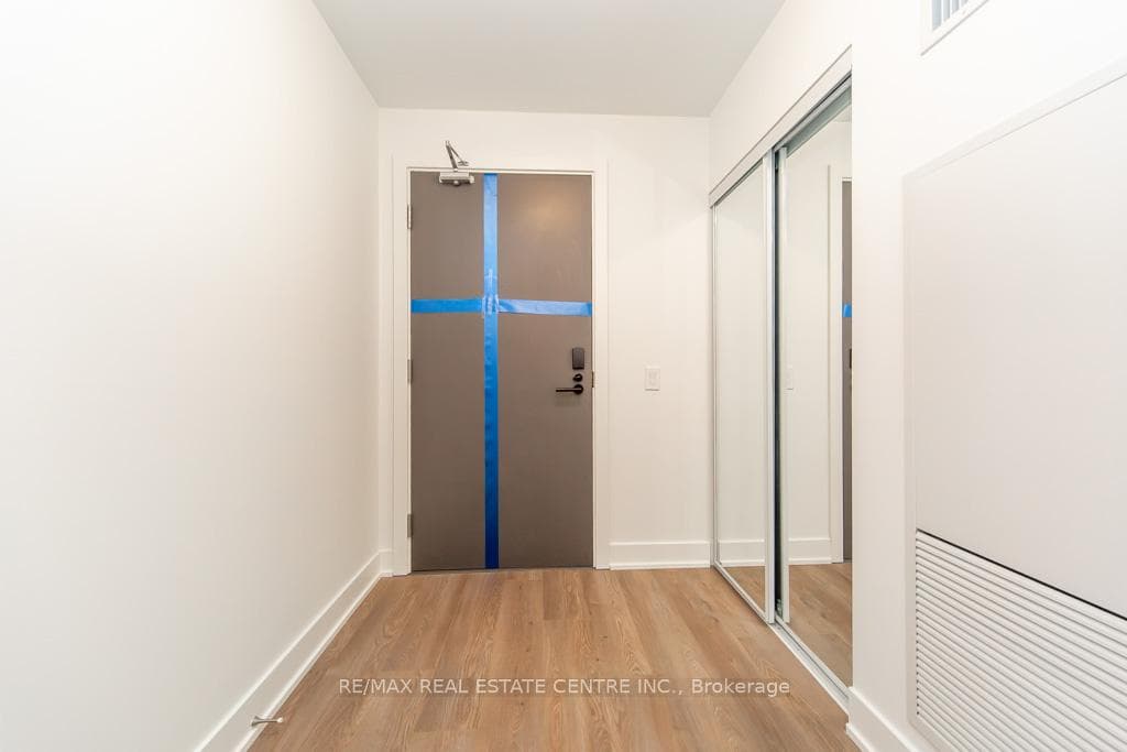 2088 James Street Unit 610 photo 21