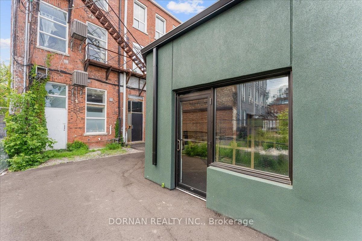 103 Dundas Street Unit C (REAR) photo 4