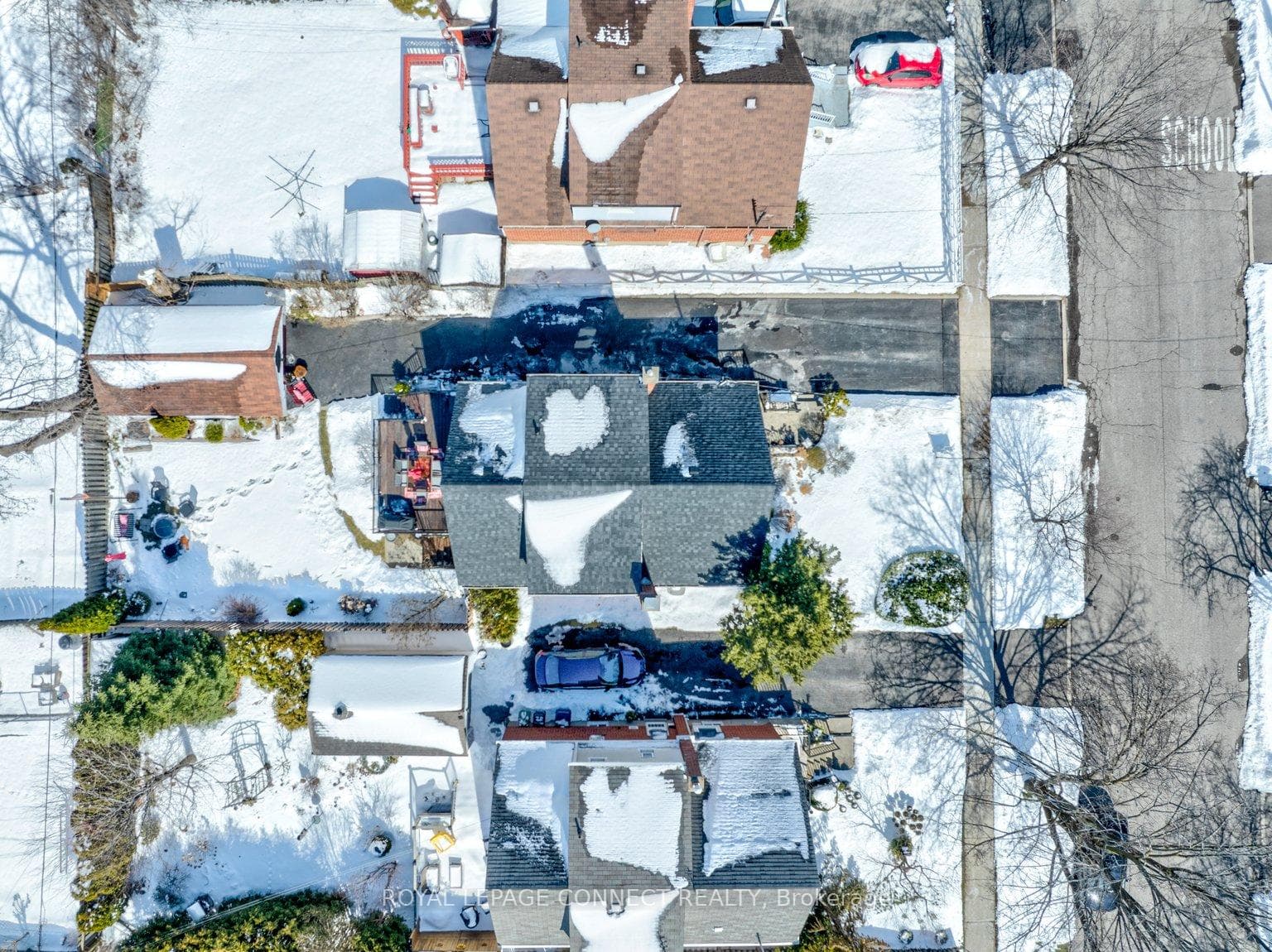 60 Fitzgibbon Avenue photo 38