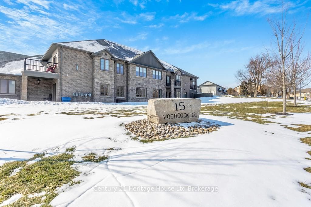 15 Woodcock Drive Unit 103 photo 16