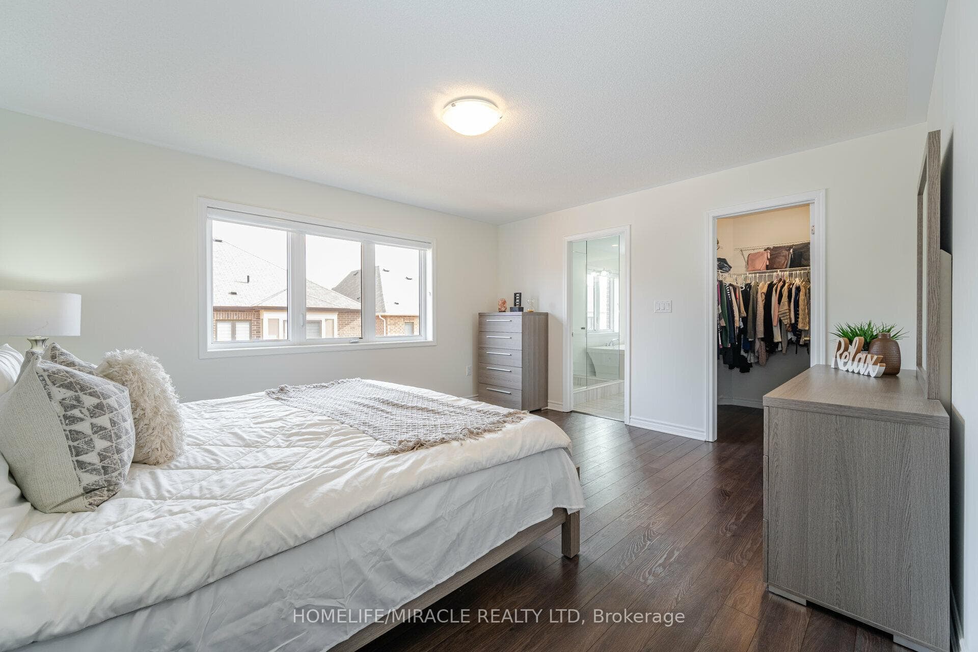 102 Eberly Woods Drive photo 24
