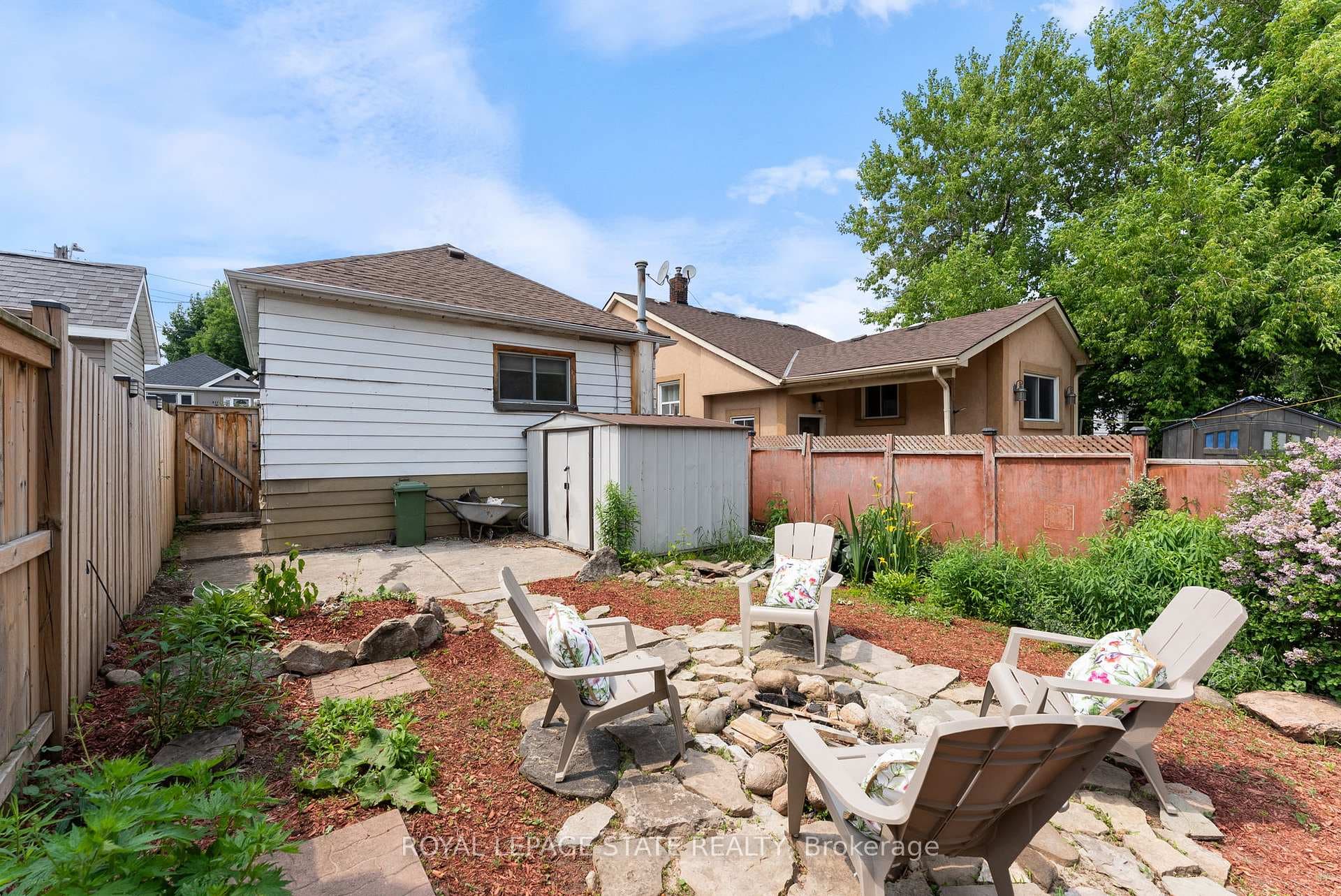 544 Mary Street photo 15