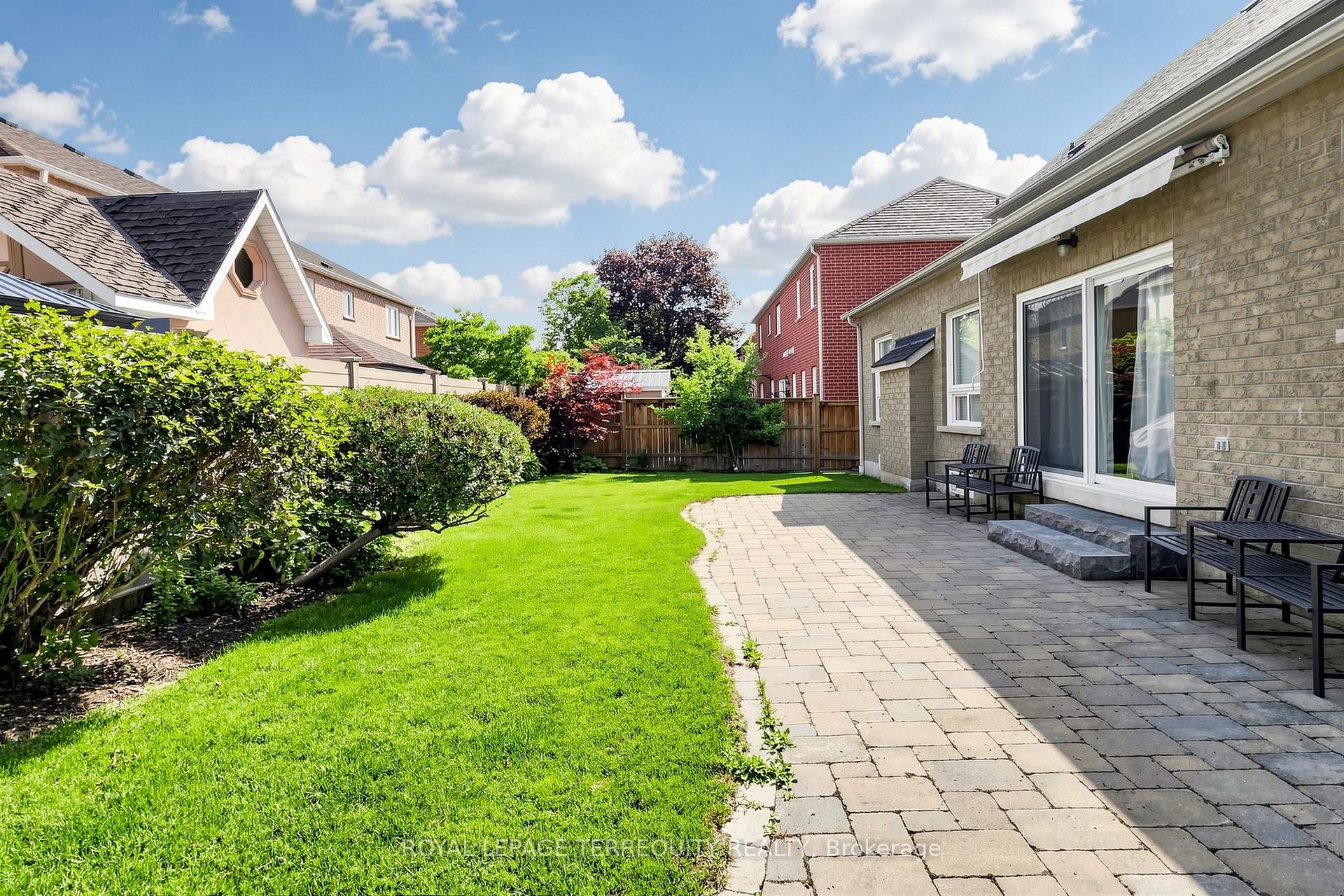 12 Ballantyne Drive photo 49