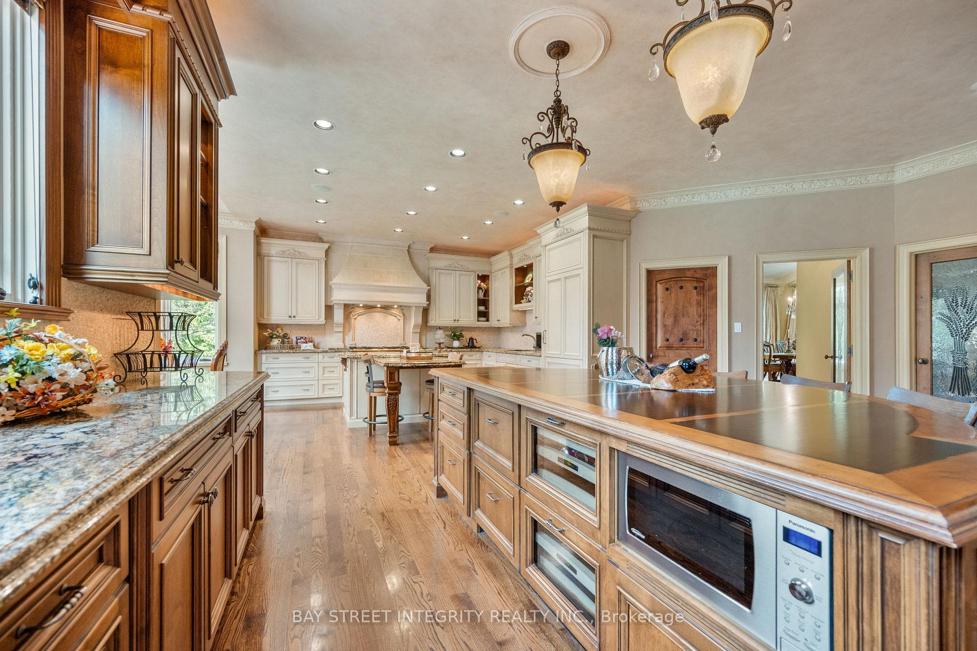 12 Alm Court photo 12