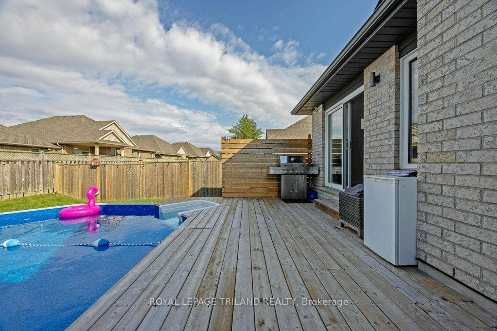 222 Peach Tree Boulevard photo 37