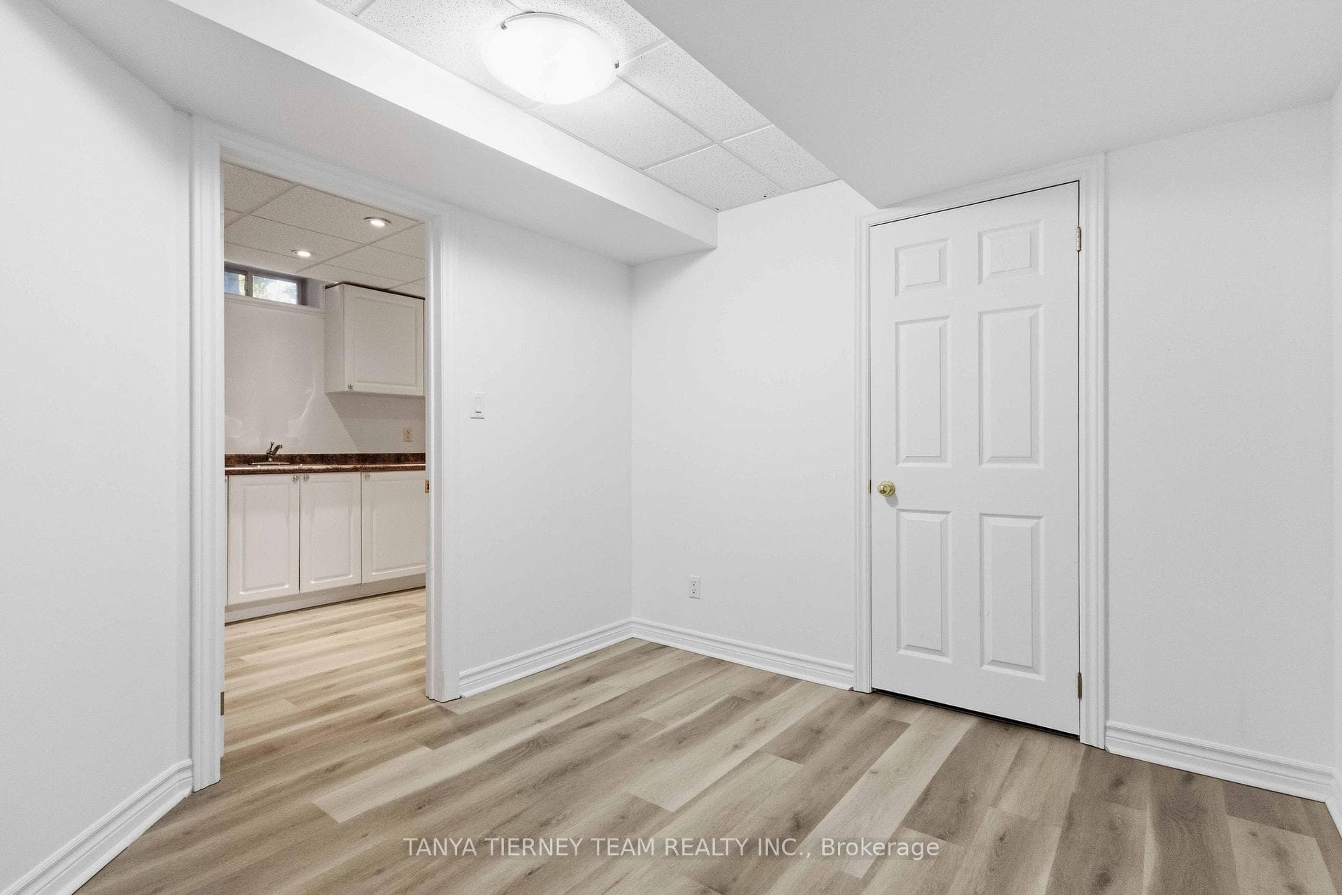 96 Robideau Place photo 44