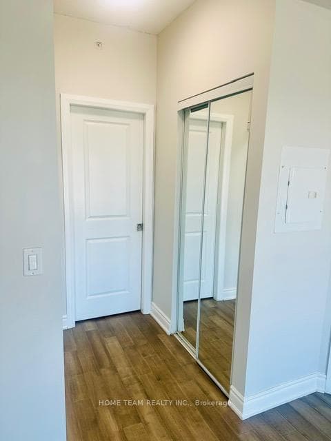 75 Eglinton Avenue Unit 506 photo 12