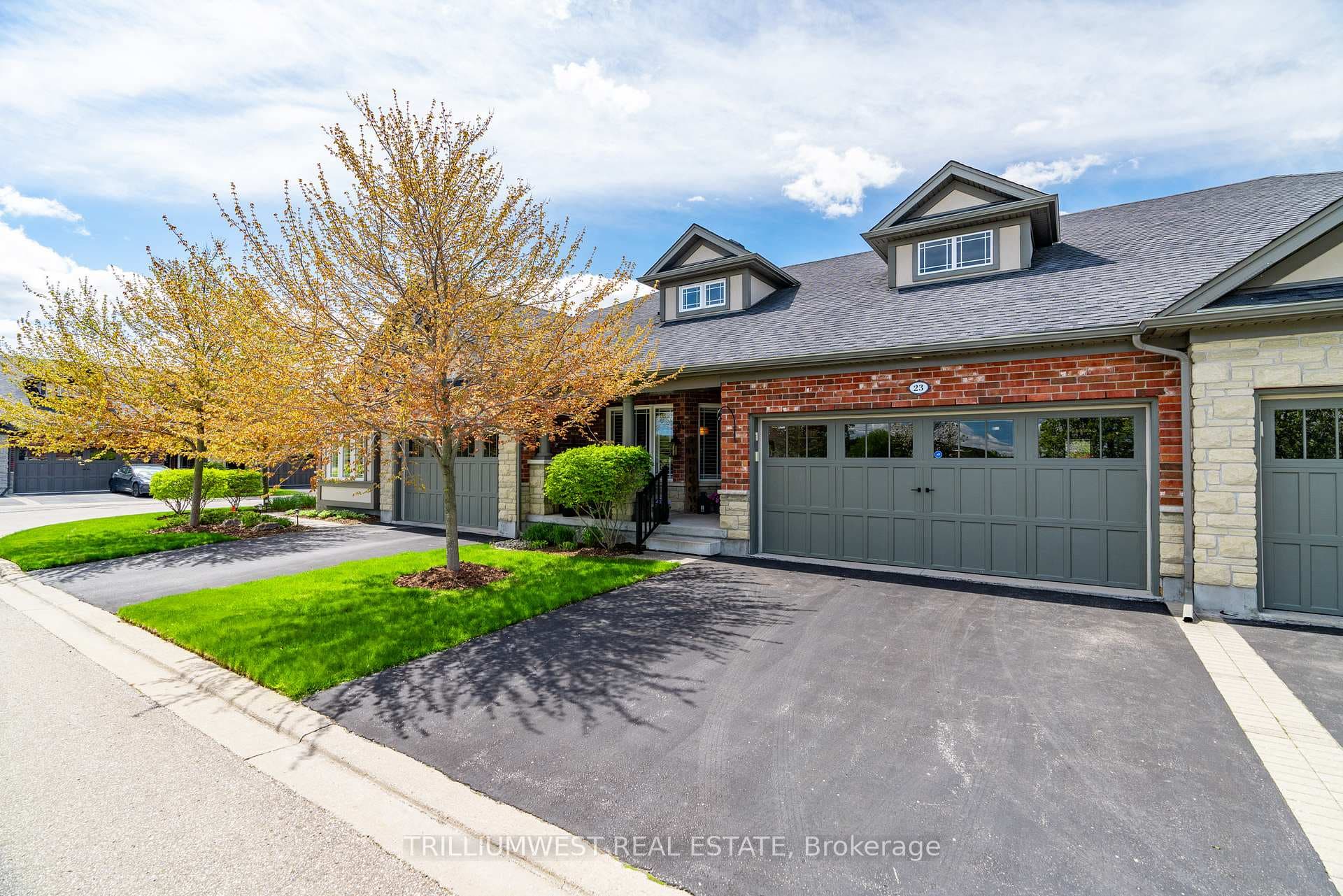 23 Annmoore Crescent photo 1