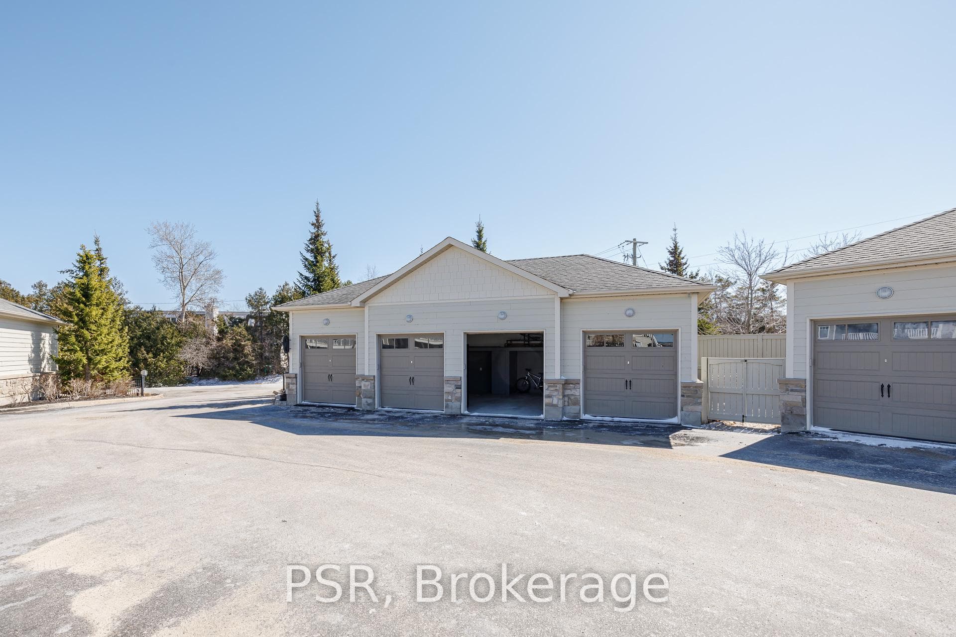 40 Trott Boulevard Unit 306 photo 41