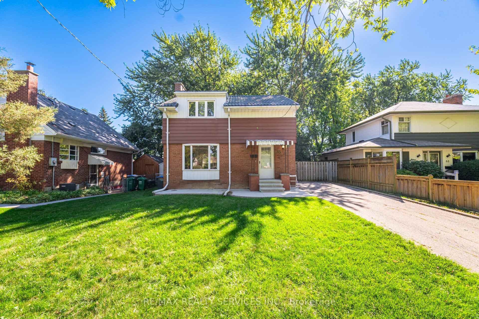 85 Eldomar Avenue photo 2