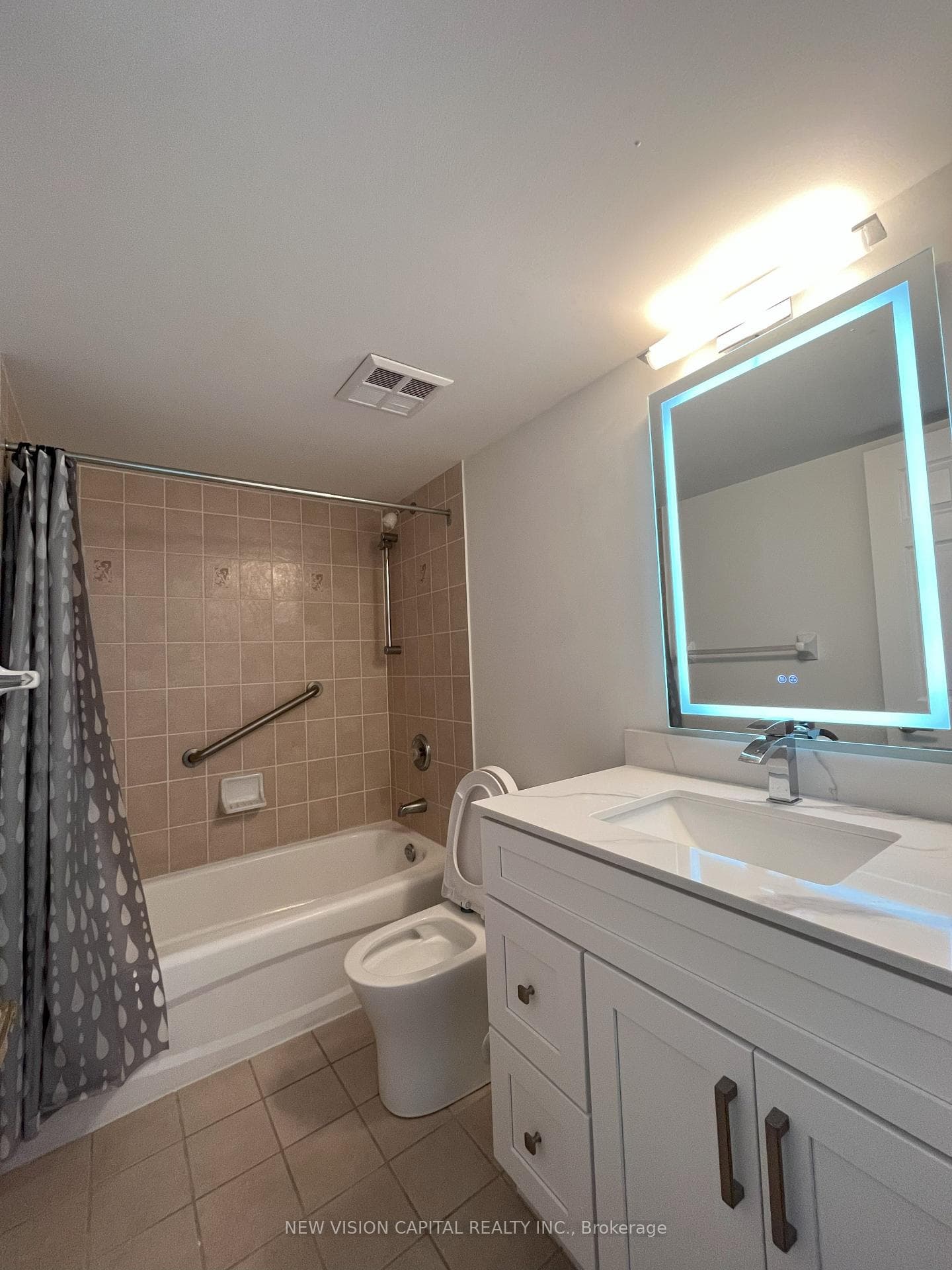 5940 Yonge Street Unit 203 photo 10