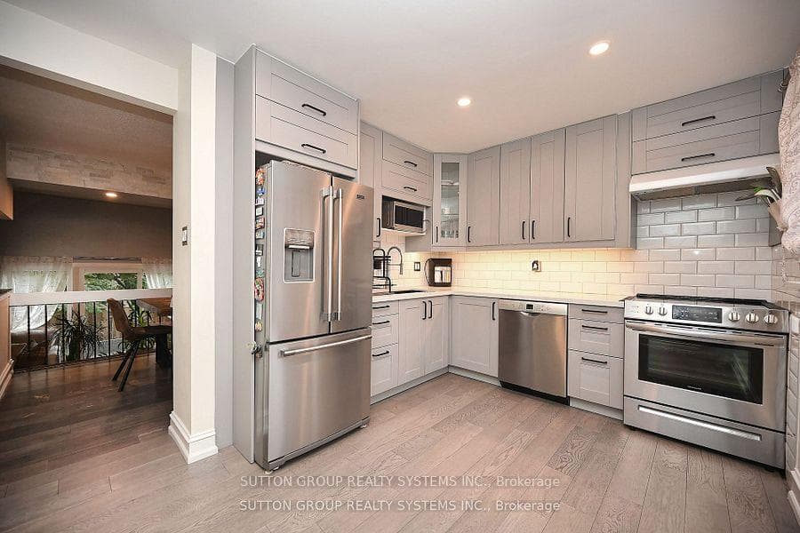 400 Bloor Street Unit 68 photo 16