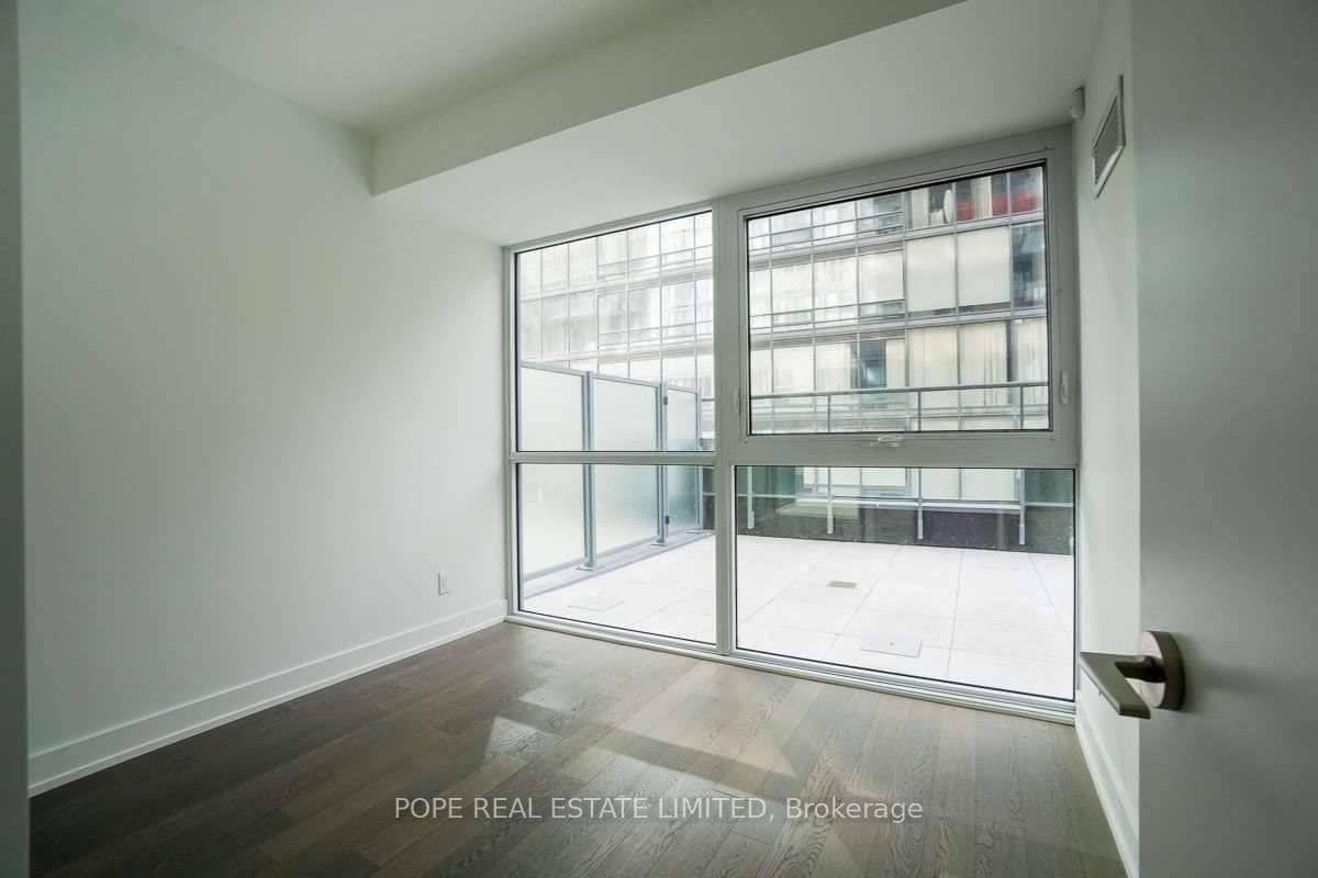 7 Grenville Street Unit 703 photo 14