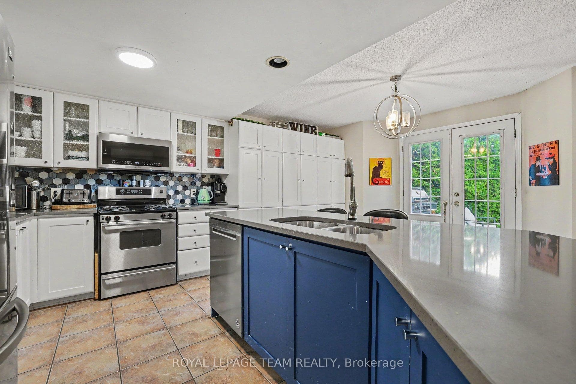141 Grassy Plains Drive photo 15