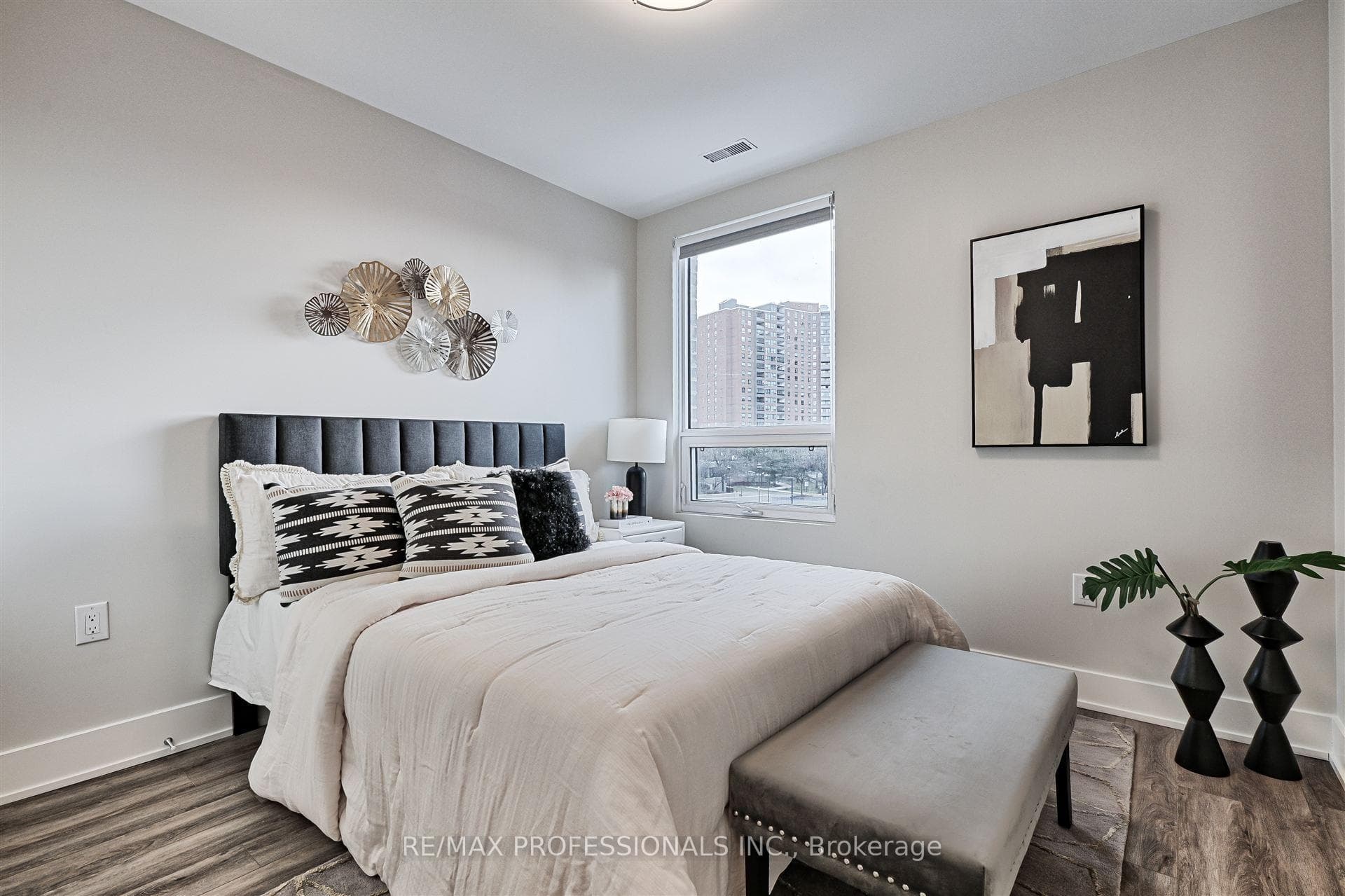 62 Dixfield Drive Unit 114 photo 11