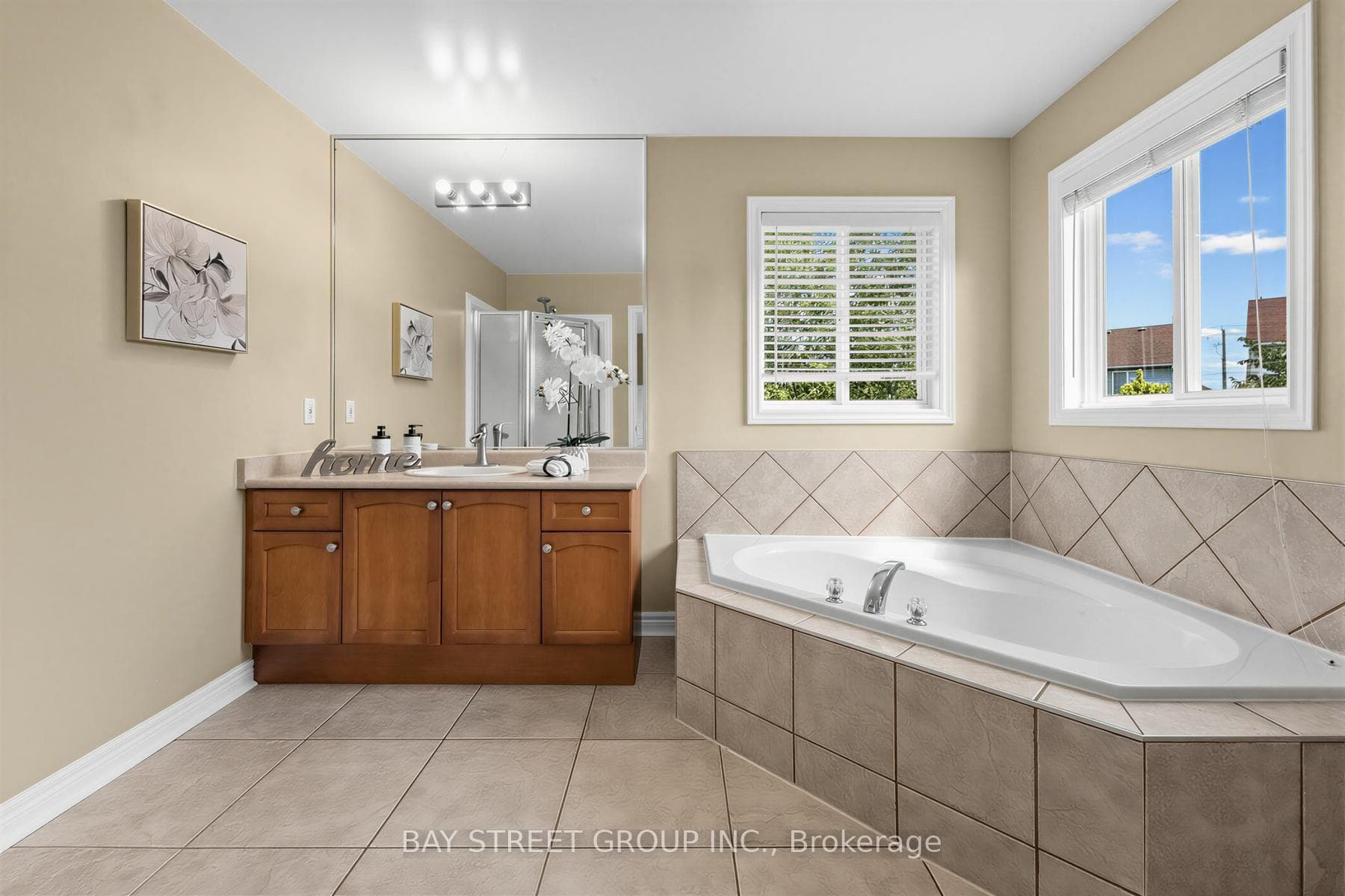 63 Dubrick Crescent photo 20