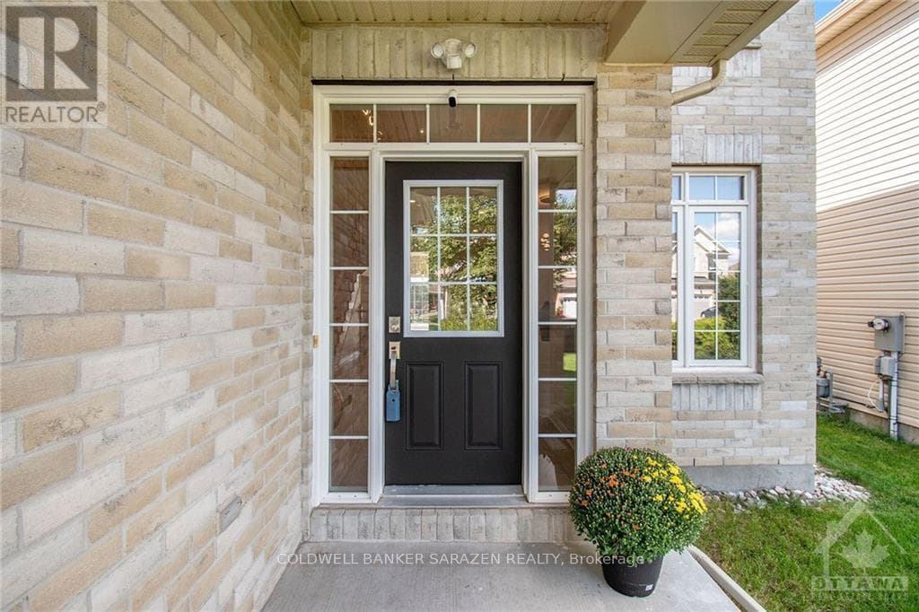 208 Kinloch Court photo 3