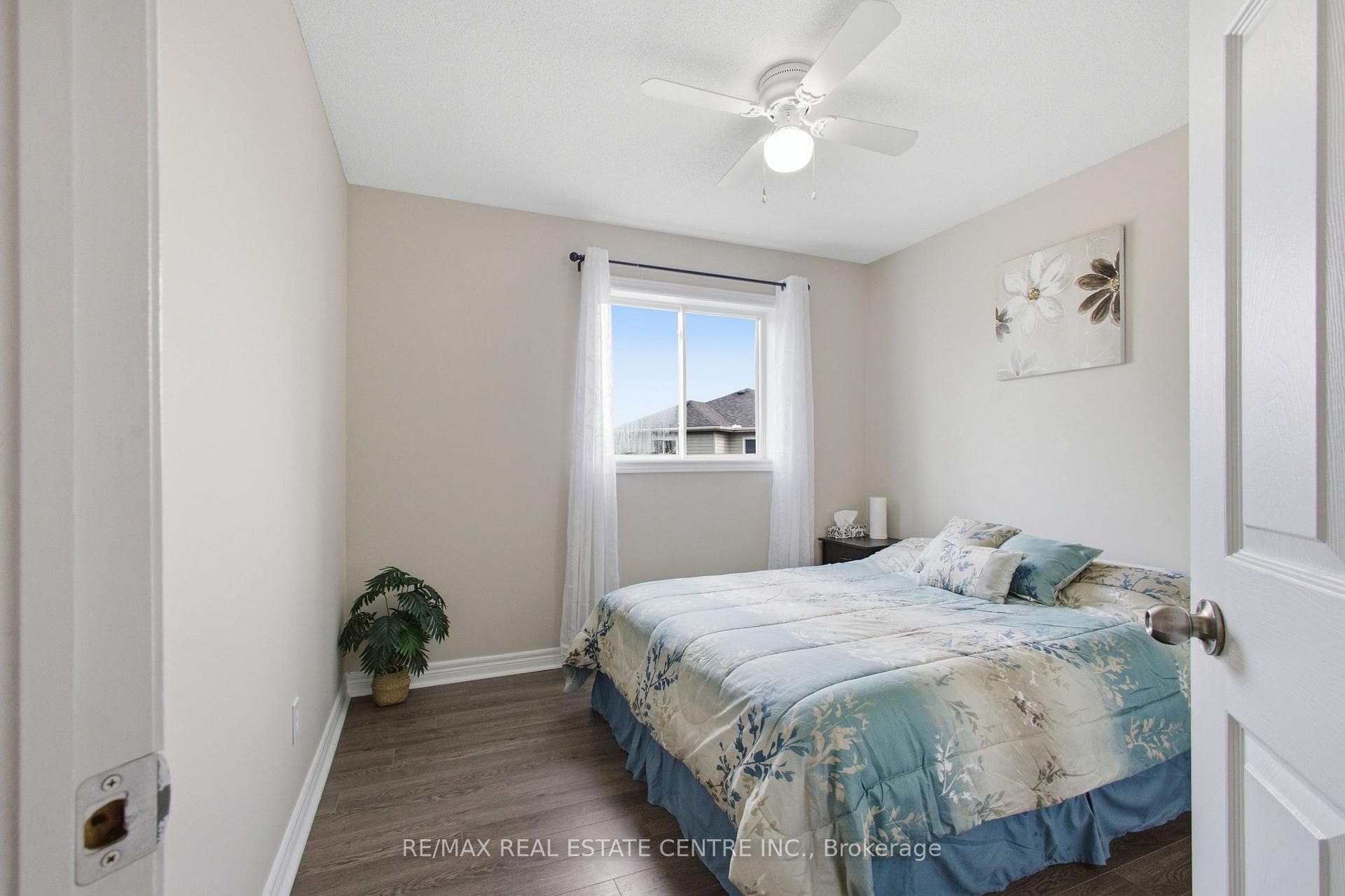 801 Hunters Gate Crescent photo 23
