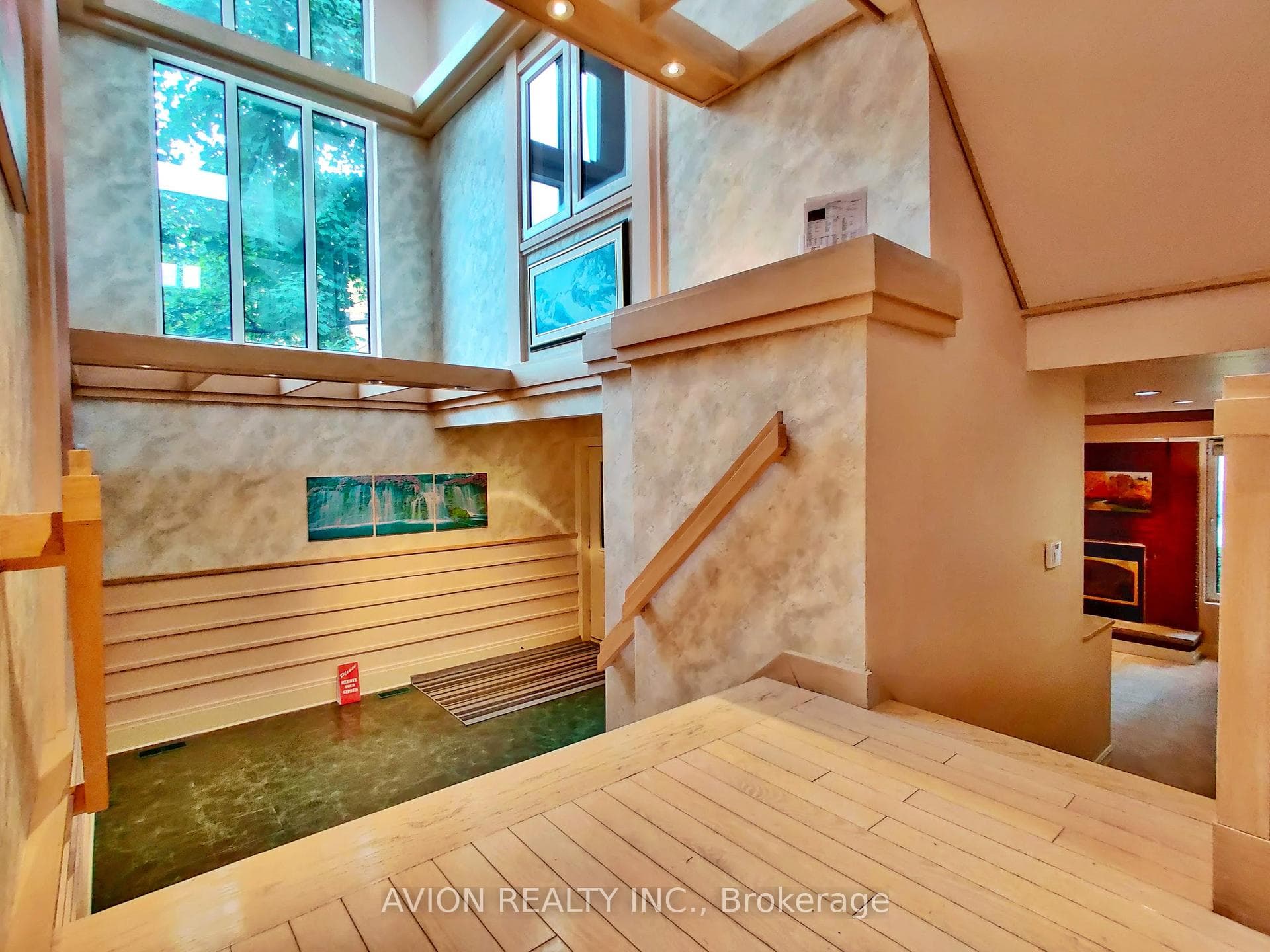 5 Hagerman Boulevard photo 13