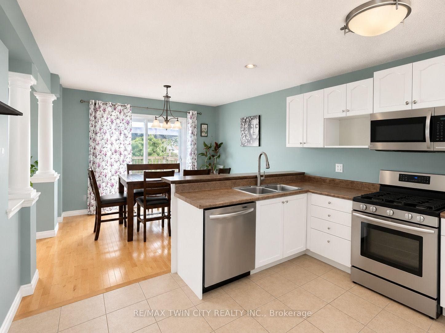 72 Newcastle Drive Unit upper photo 7