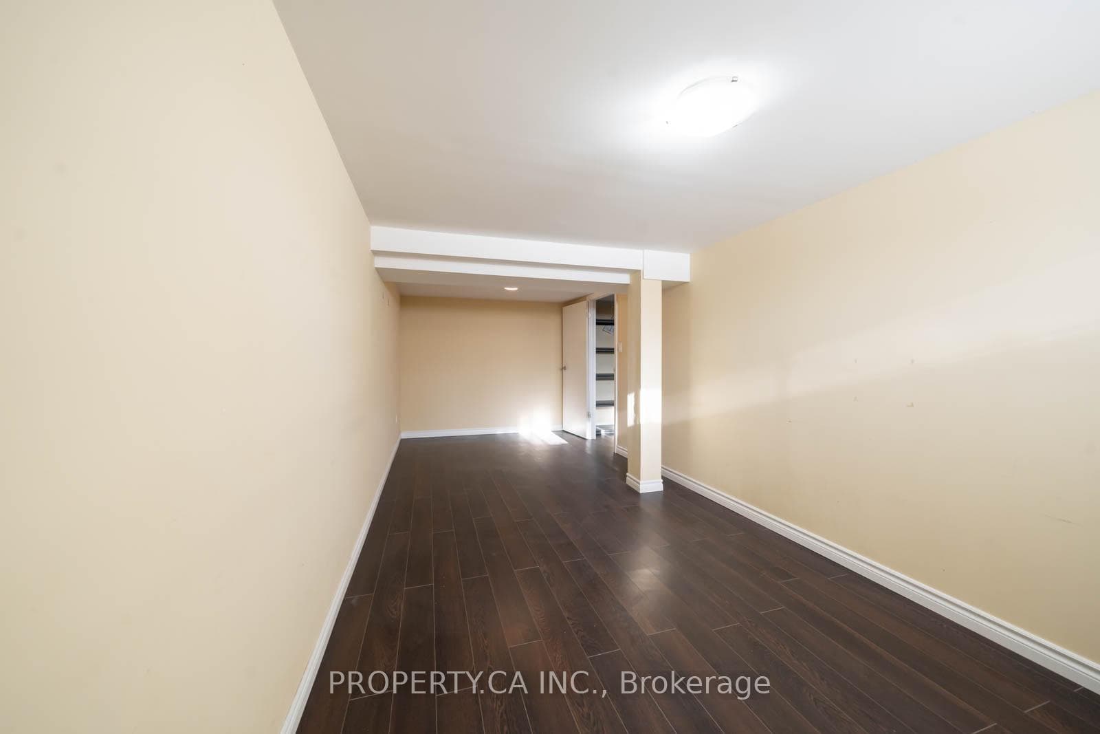 46 Shrewsbury Square Unit Lower photo 6