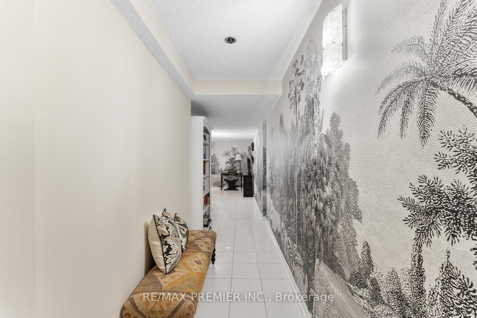 2045 Lake Shore Boulevard Unit 2103 photo 5