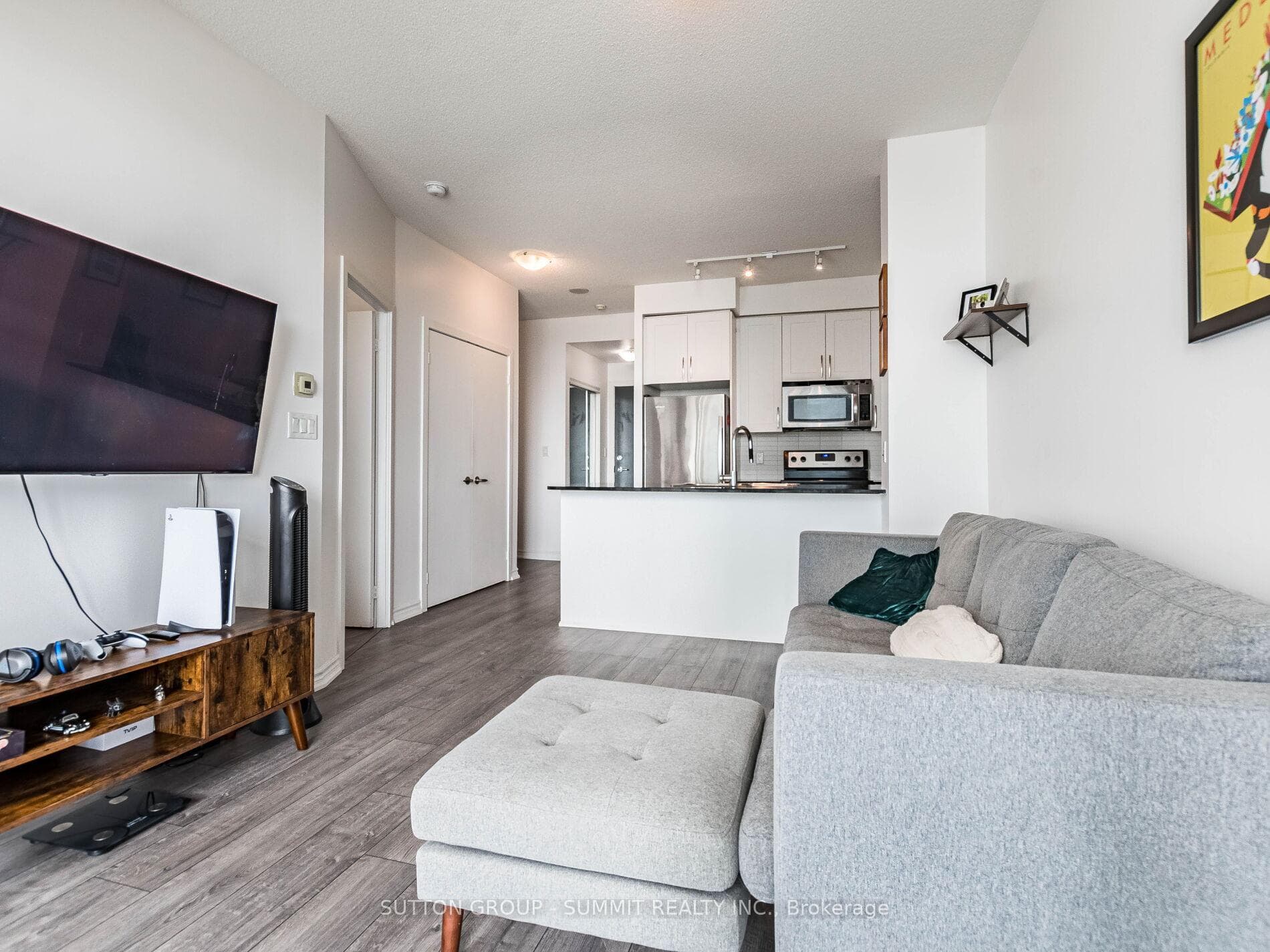 4070 Confederation Parkway Unit 1703 photo 8