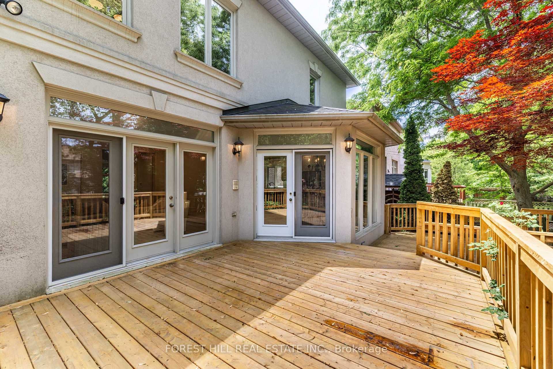 92 Munro Boulevard photo 26