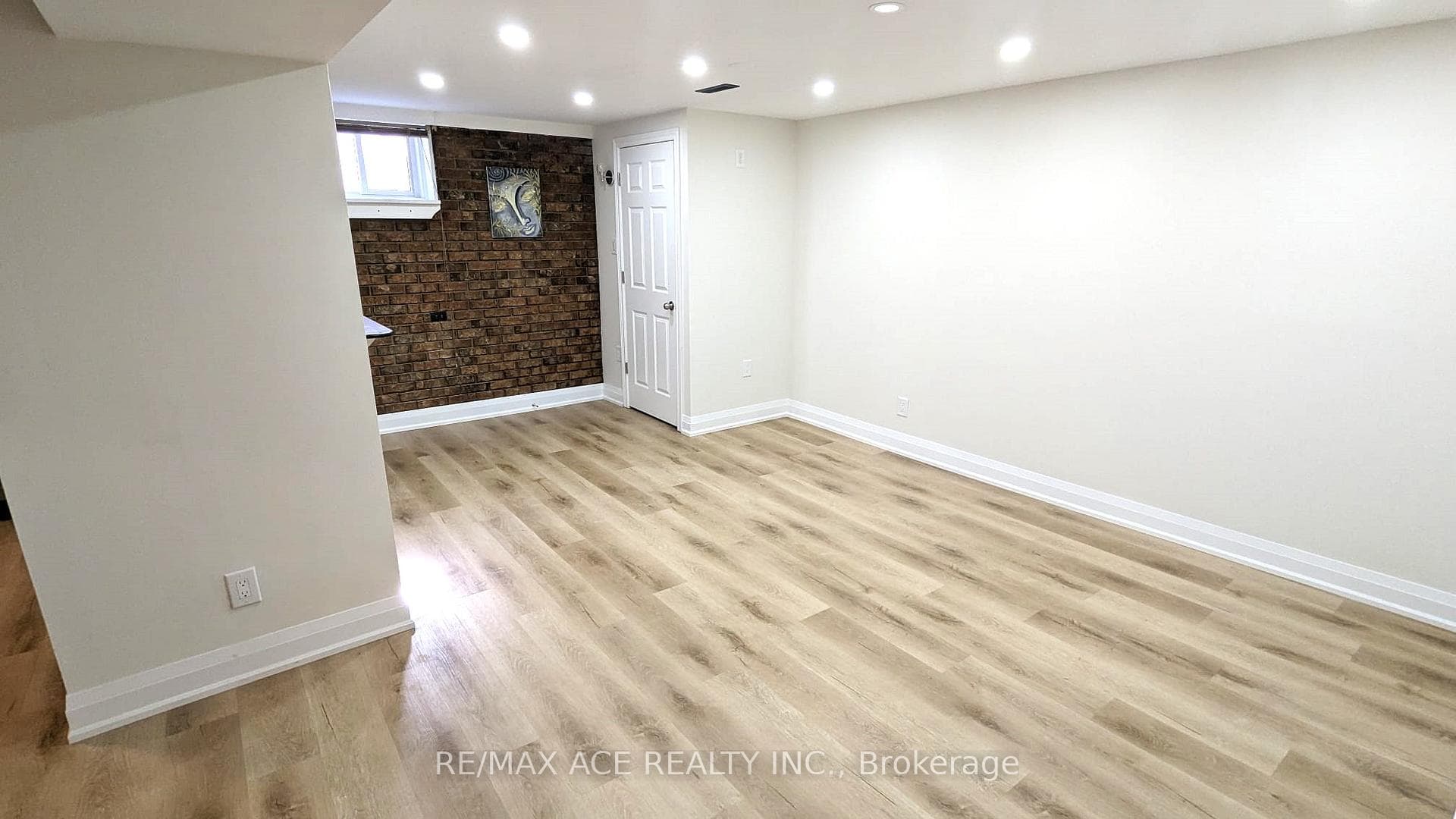 40 Jacwin Drive Unit Bsmt photo 3