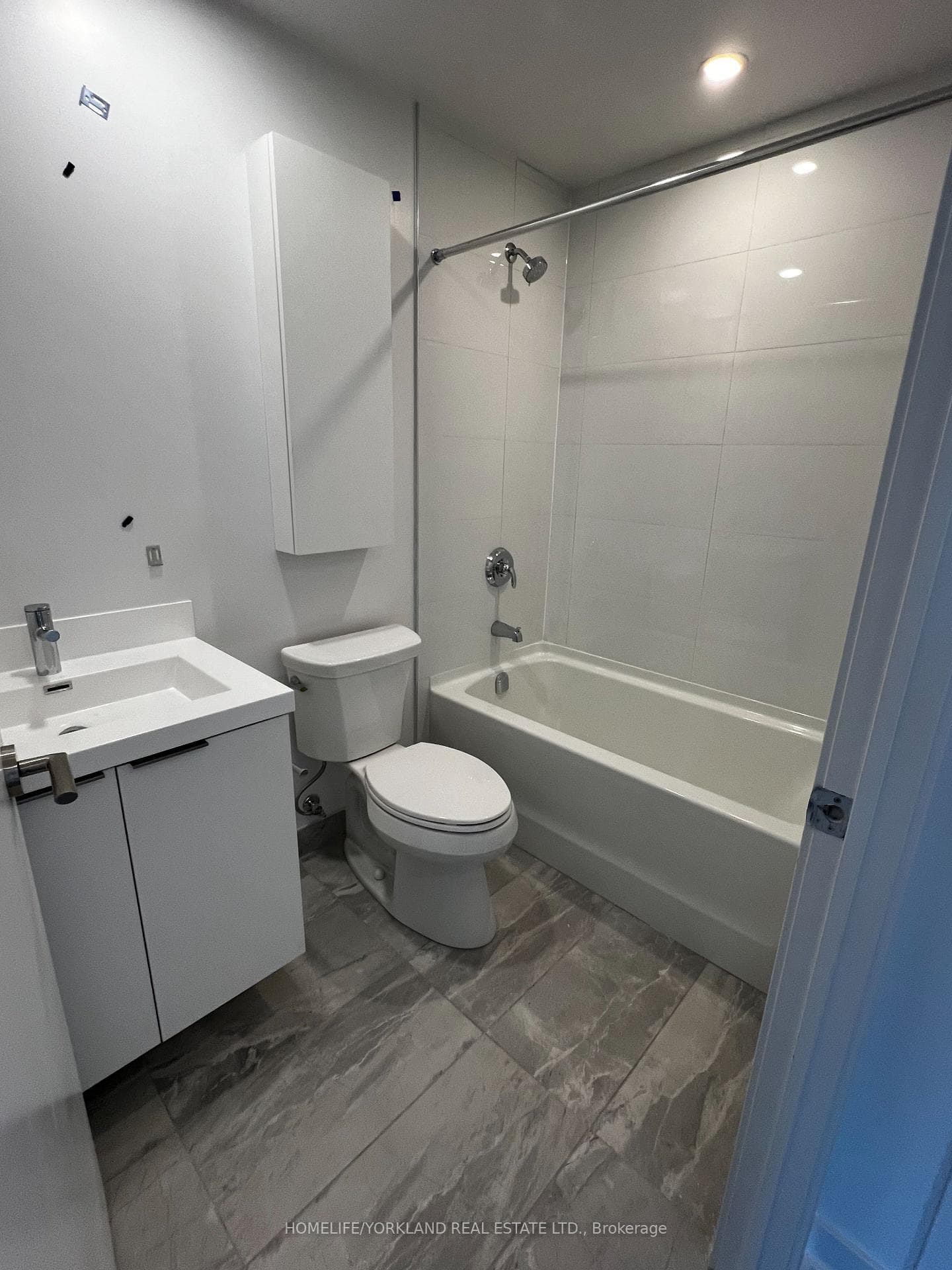 50 O'neill Road Unit 2105 photo 13