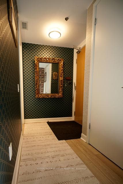 375 King Street Unit 1009 photo 38