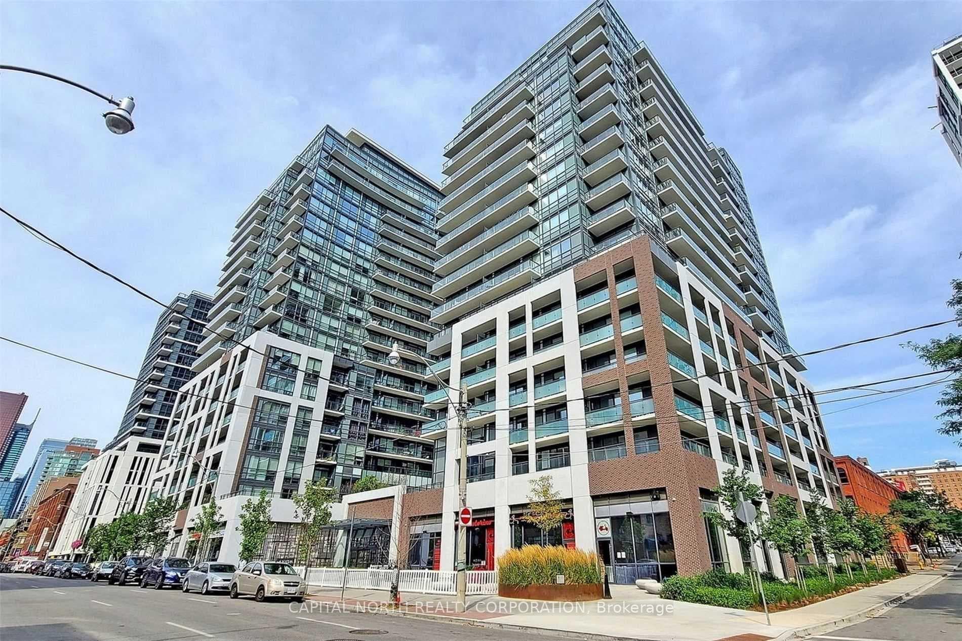 460 Adelaide Street Unit 821 photo 1
