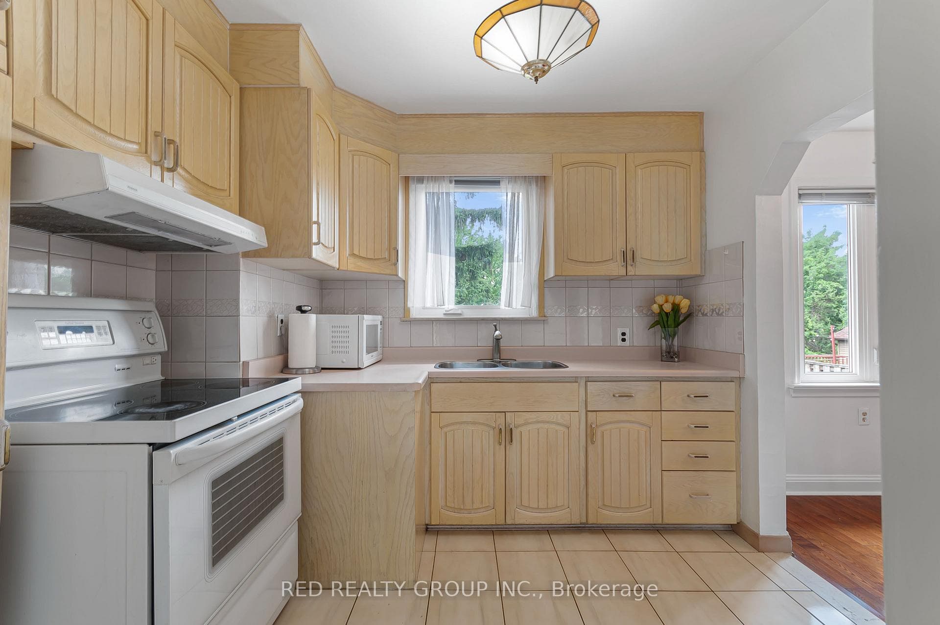 281 Falstaff Avenue photo 14