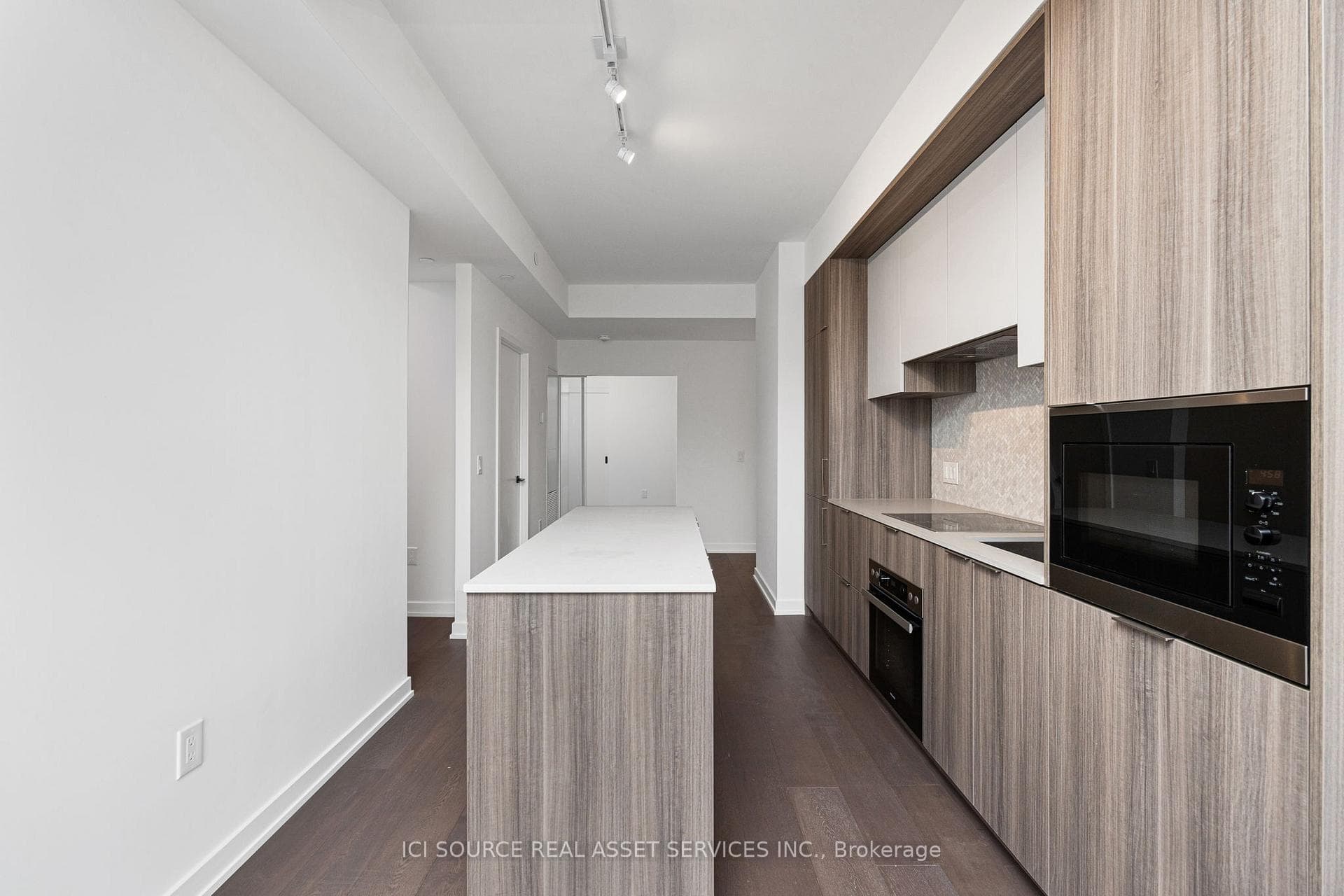 123 Portland Street Unit 301 photo 16